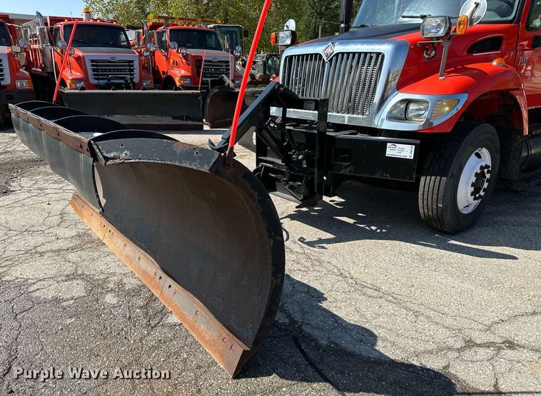 image for item DN8700 2006 International 7400  dump truck