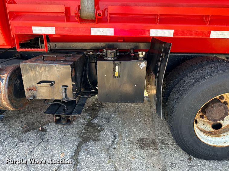 image for item DN8700 2006 International 7400  dump truck