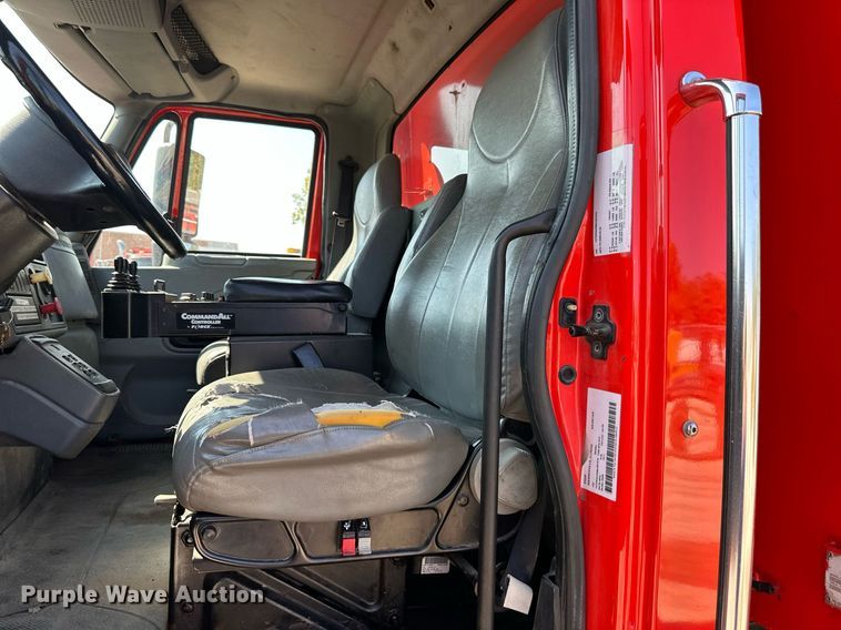 image for item DN8700 2006 International 7400  dump truck