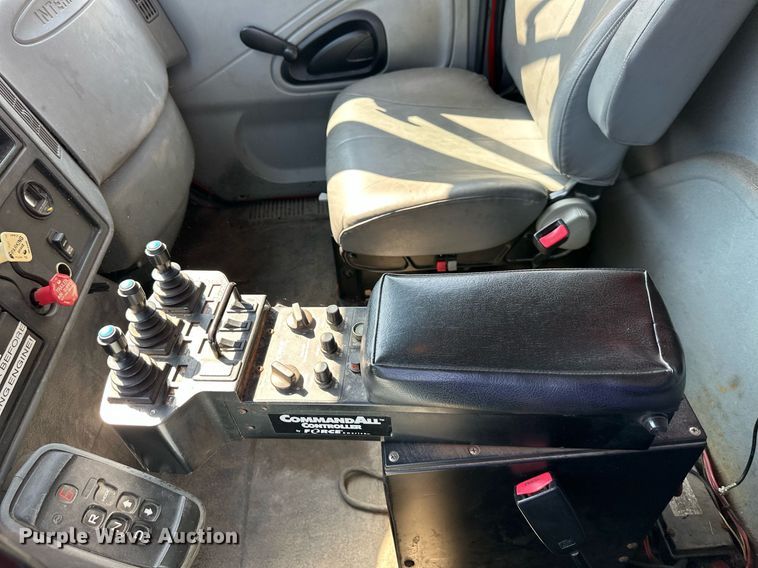 image for item DN8700 2006 International 7400  dump truck