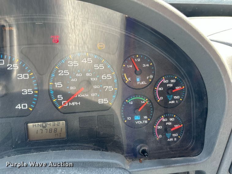 image for item DN8700 2006 International 7400  dump truck