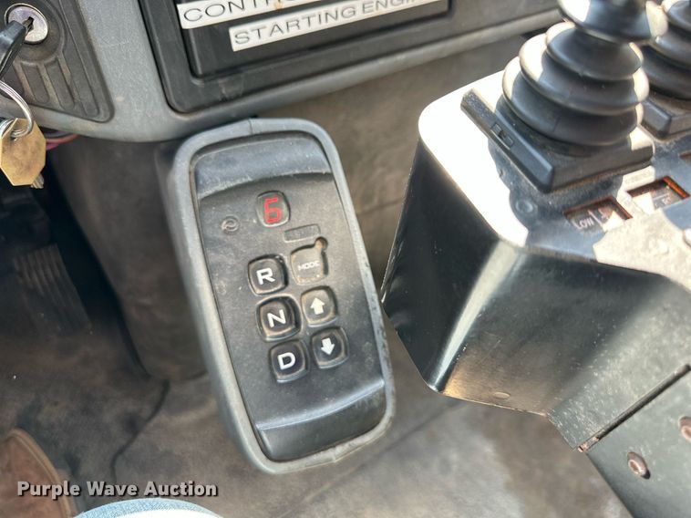 image for item DN8700 2006 International 7400  dump truck