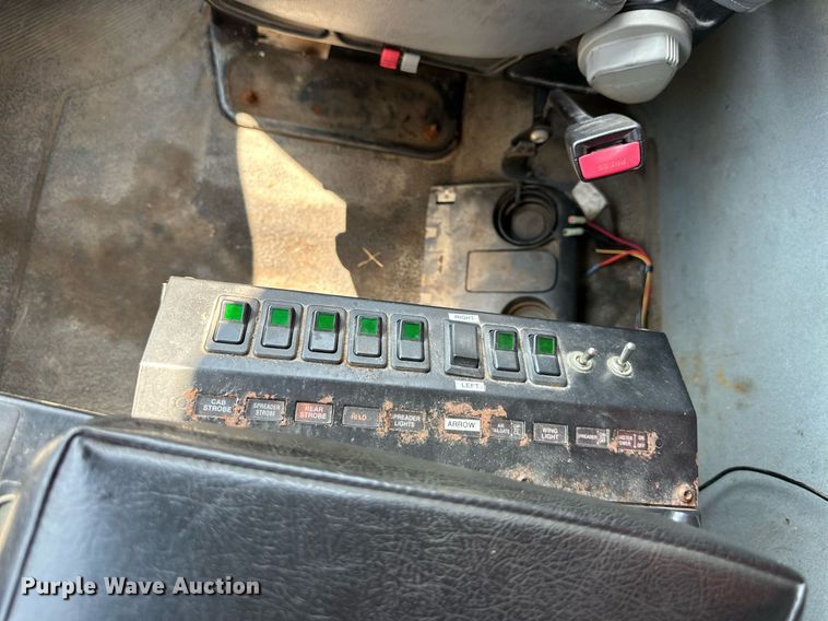 image for item DN8700 2006 International 7400  dump truck