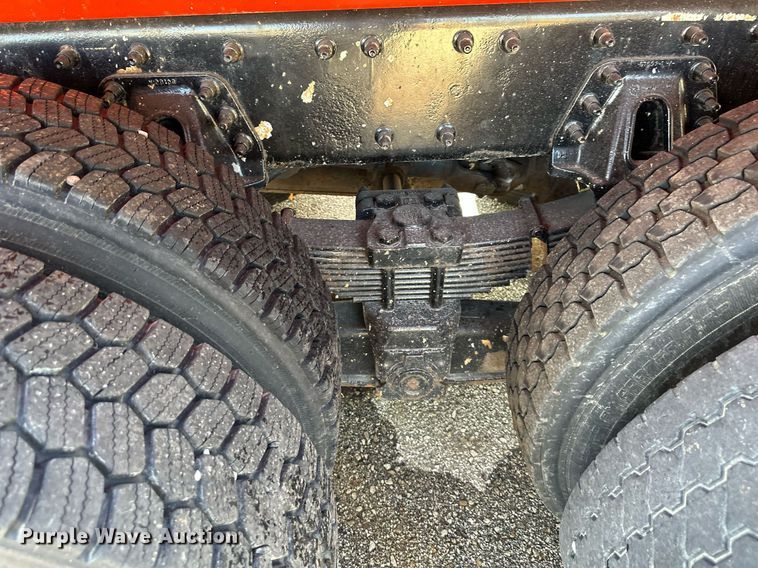 image for item DN8700 2006 International 7400  dump truck