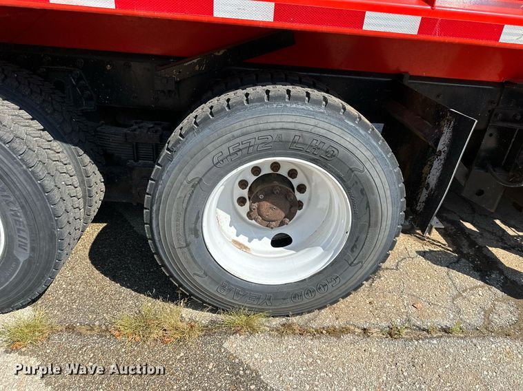 image for item DN8700 2006 International 7400  dump truck