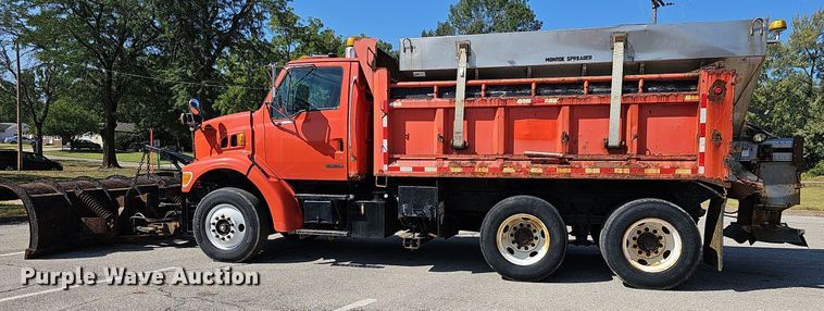 image for item DN8701 2003 Sterling LT7500  dump truck