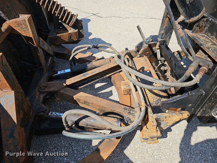 image for item DN8701 2003 Sterling LT7500  dump truck