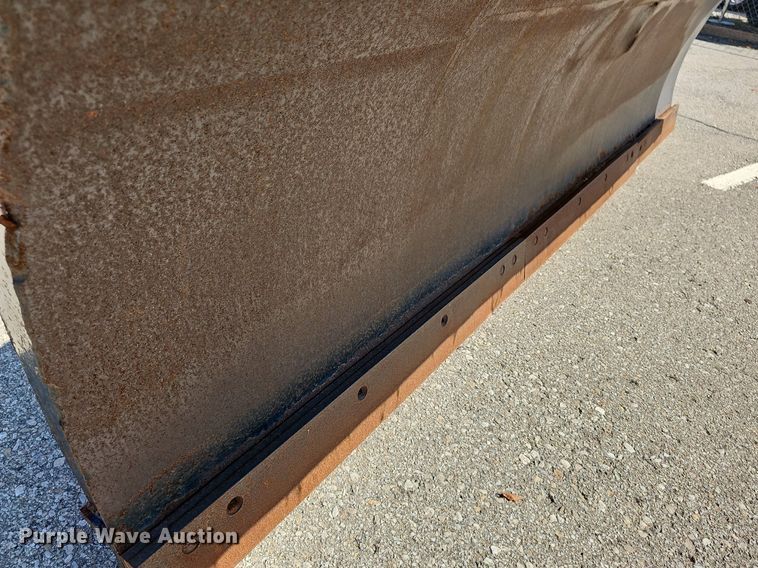 image for item DN8701 2003 Sterling LT7500  dump truck