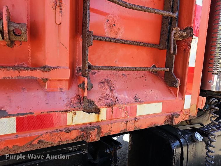 image for item DN8701 2003 Sterling LT7500  dump truck