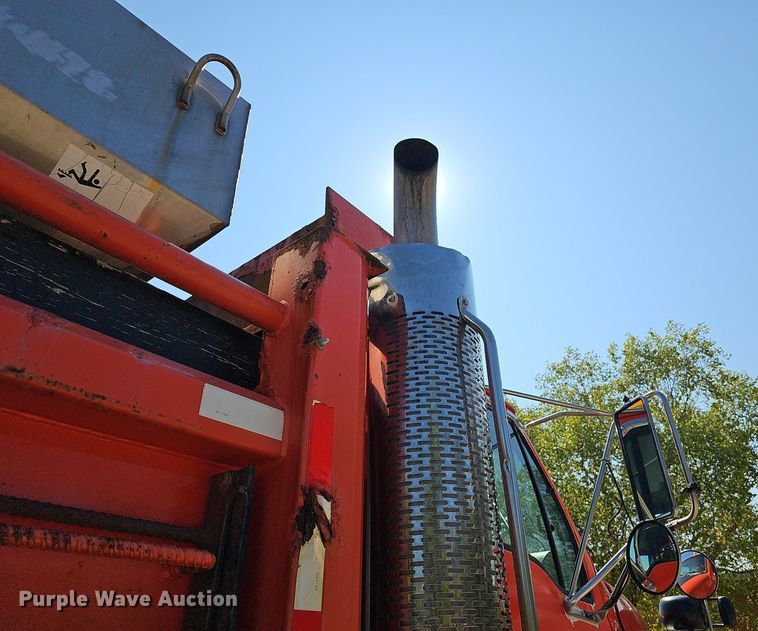 image for item DN8701 2003 Sterling LT7500  dump truck