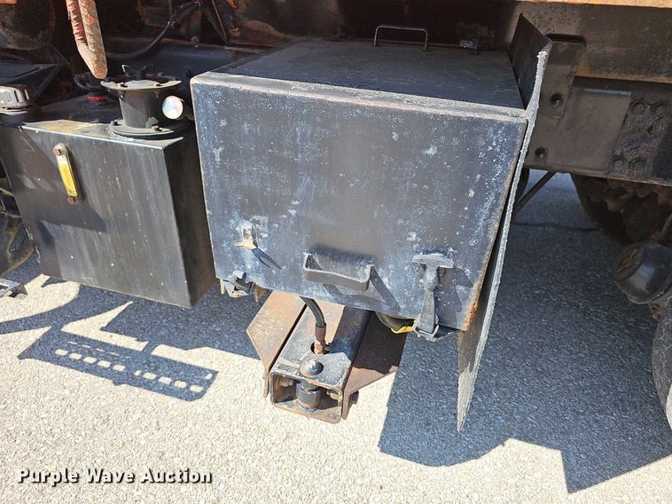 image for item DN8701 2003 Sterling LT7500  dump truck