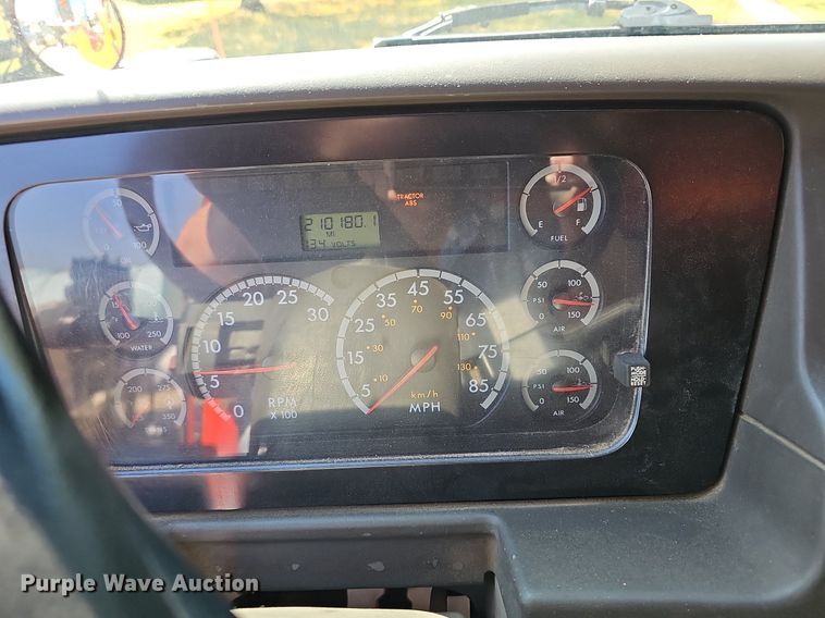 image for item DN8701 2003 Sterling LT7500  dump truck