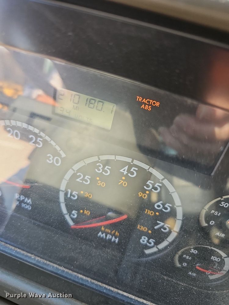 image for item DN8701 2003 Sterling LT7500  dump truck