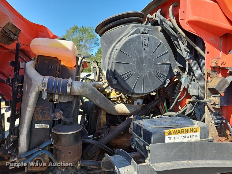 image for item DN8701 2003 Sterling LT7500  dump truck