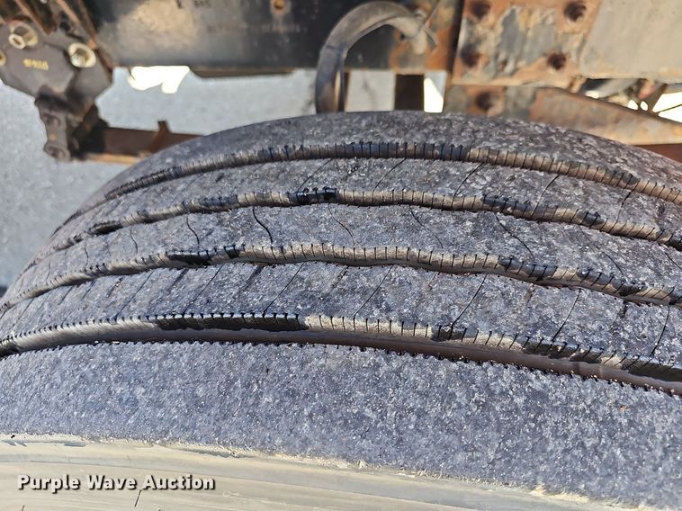 image for item DN8701 2003 Sterling LT7500  dump truck