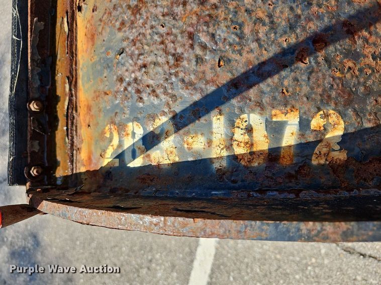 image for item DN8701 2003 Sterling LT7500  dump truck