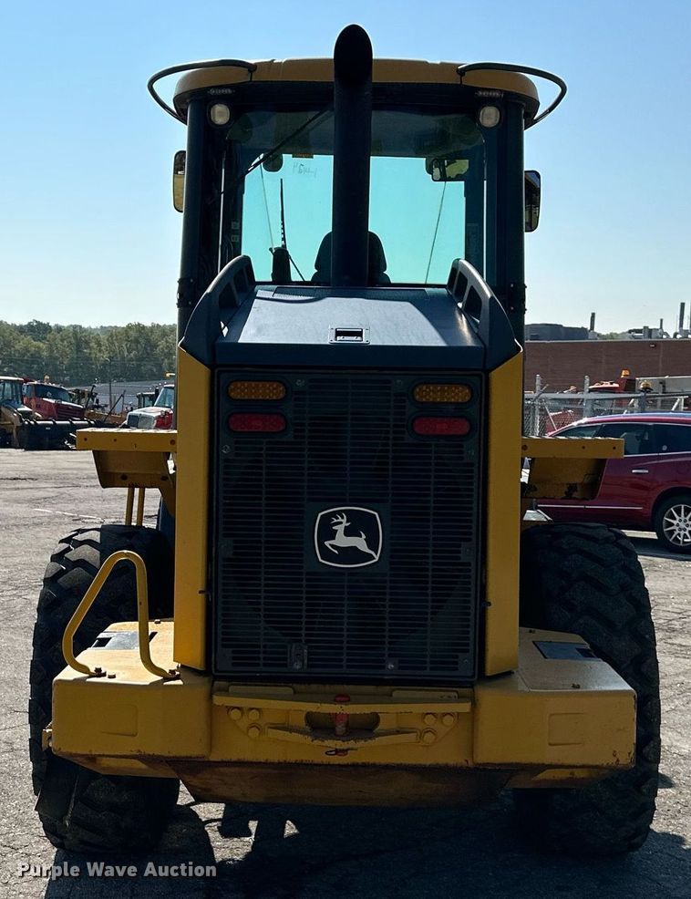image for item DN8702 2006 John Deere 444J  wheel loader