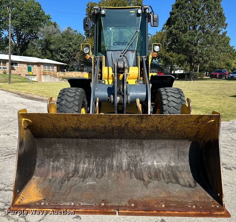 image for item DN8702 2006 John Deere 444J  wheel loader