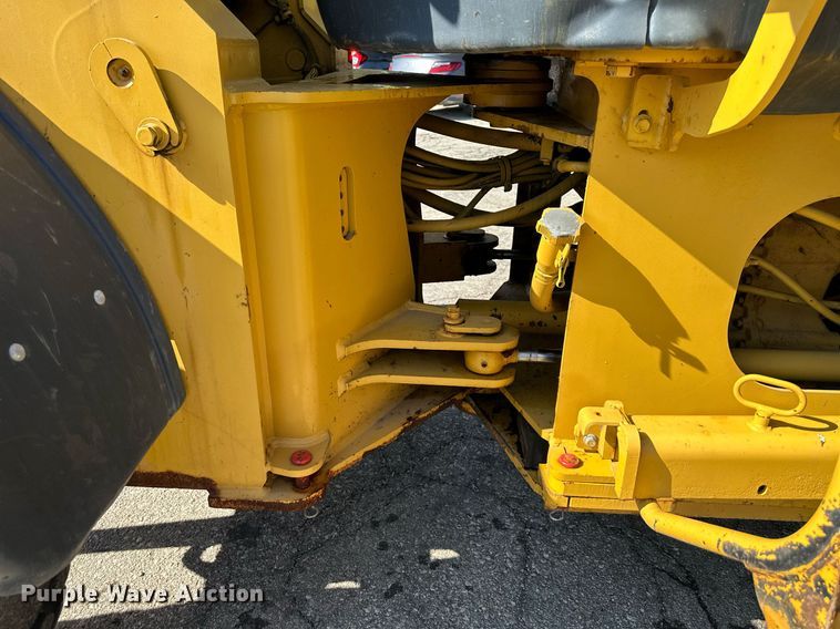 image for item DN8702 2006 John Deere 444J  wheel loader