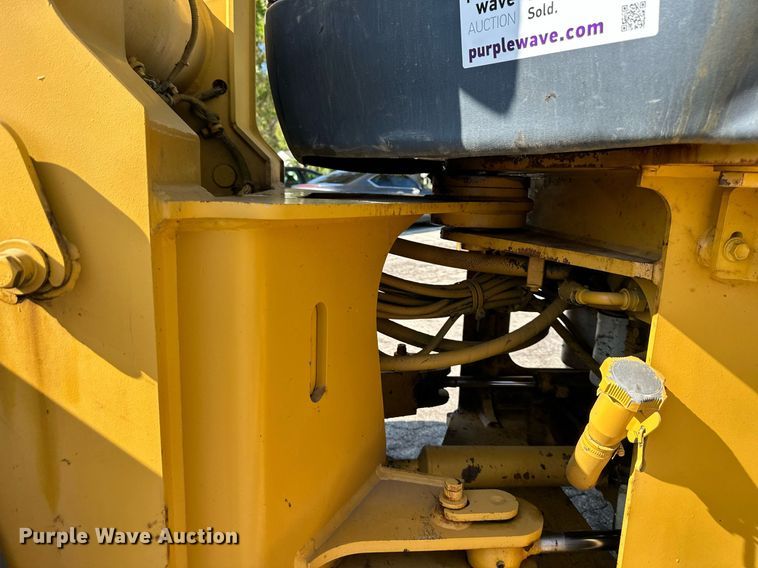 image for item DN8702 2006 John Deere 444J  wheel loader