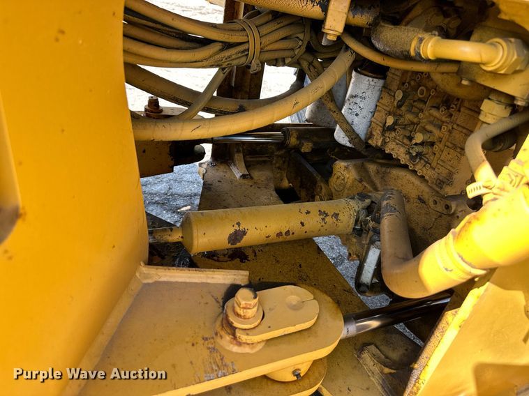 image for item DN8702 2006 John Deere 444J  wheel loader