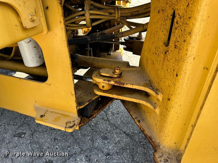 image for item DN8702 2006 John Deere 444J  wheel loader
