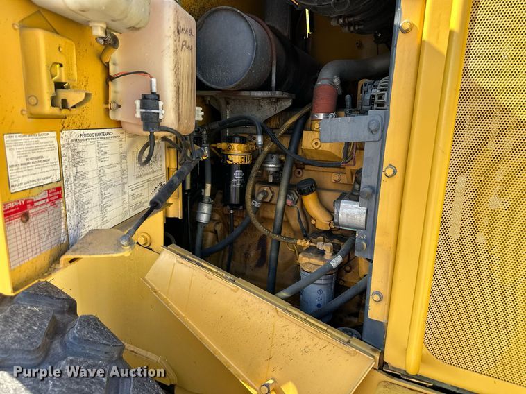 image for item DN8702 2006 John Deere 444J  wheel loader