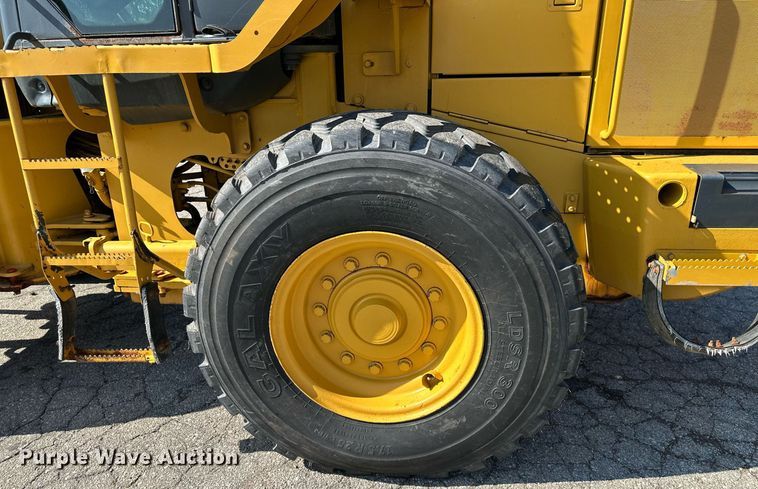 image for item DN8702 2006 John Deere 444J  wheel loader