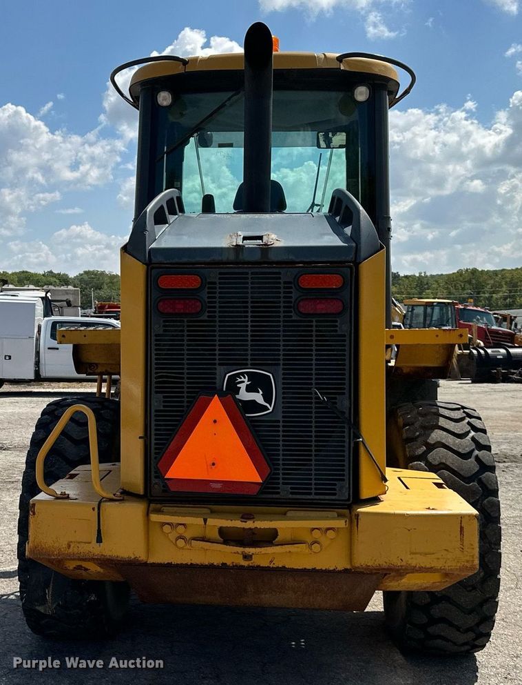 image for item DN8703 2006 John Deere 444J  wheel loader