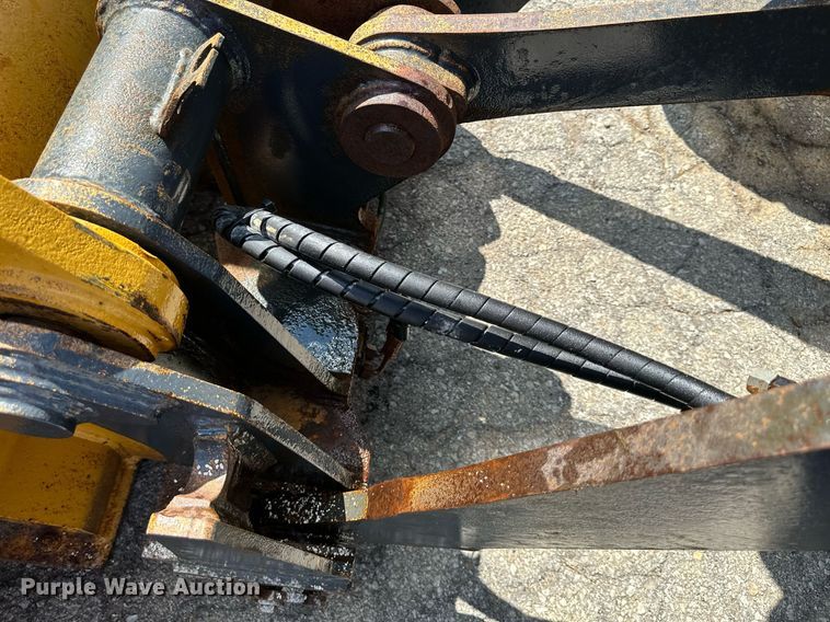 image for item DN8703 2006 John Deere 444J  wheel loader