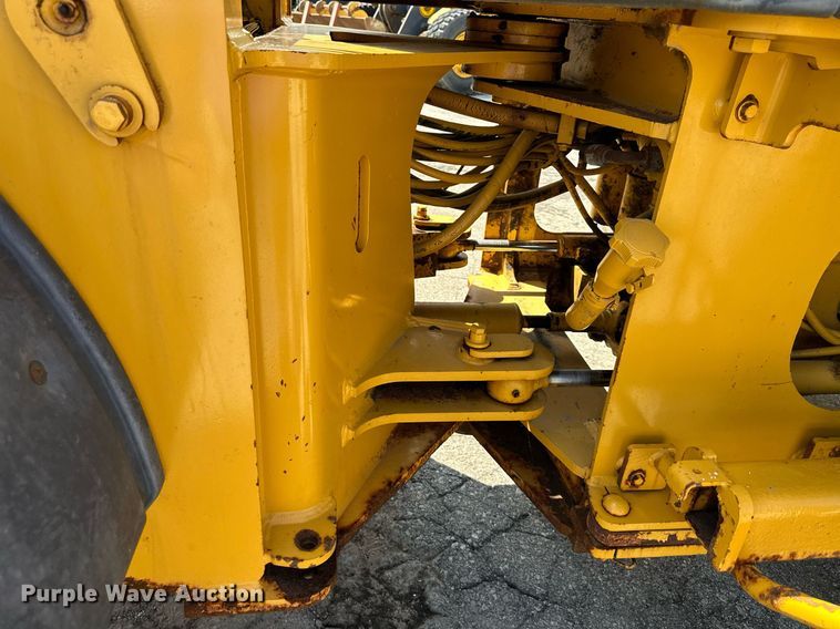 image for item DN8703 2006 John Deere 444J  wheel loader