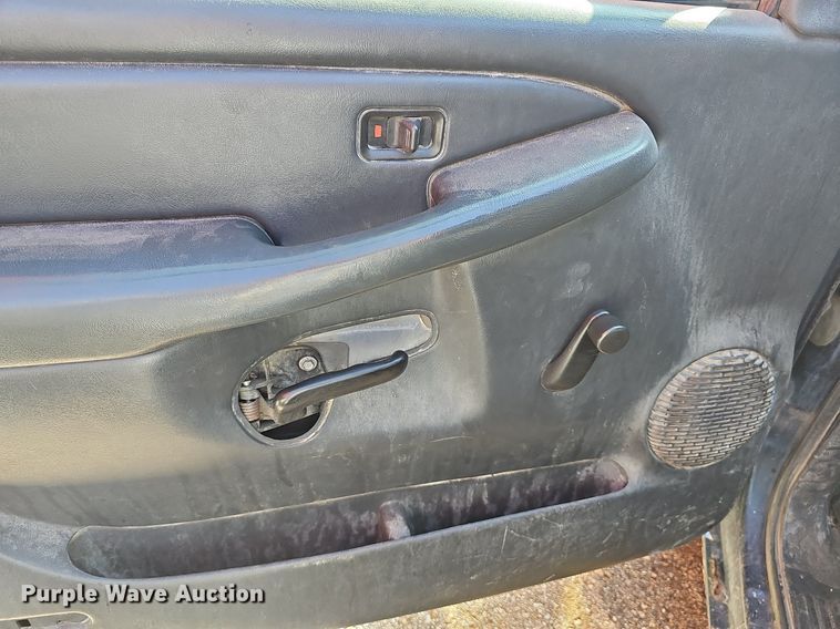 image for item DN8705 2002 Chevrolet Silverado 1500  pickup truck