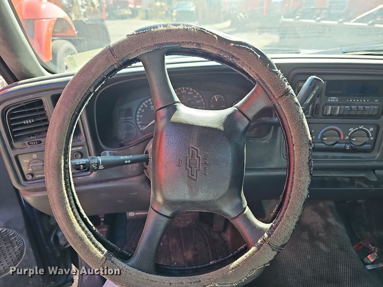 image for item DN8705 2002 Chevrolet Silverado 1500  pickup truck