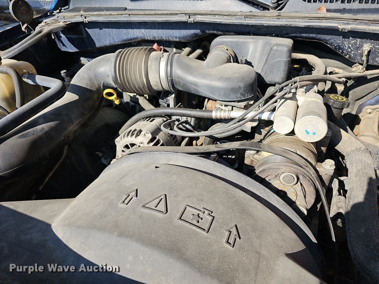 image for item DN8705 2002 Chevrolet Silverado 1500  pickup truck