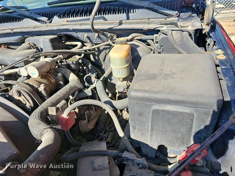 image for item DN8705 2002 Chevrolet Silverado 1500  pickup truck