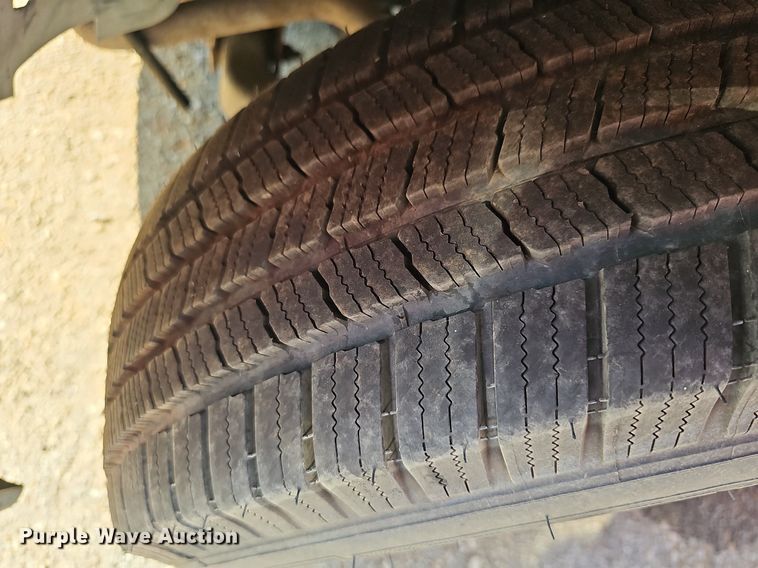 image for item DN8705 2002 Chevrolet Silverado 1500  pickup truck