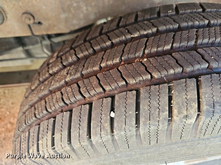 image for item DN8705 2002 Chevrolet Silverado 1500  pickup truck