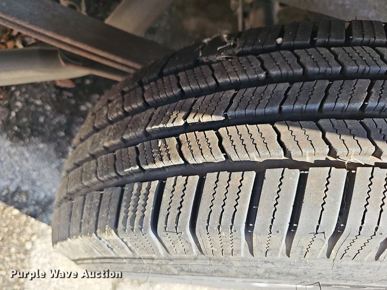 image for item DN8705 2002 Chevrolet Silverado 1500  pickup truck