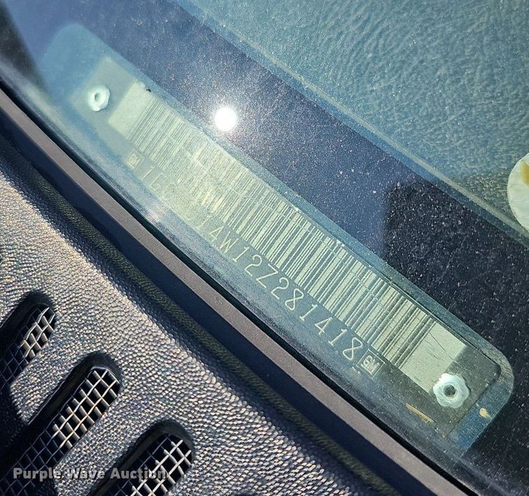 image for item DN8705 2002 Chevrolet Silverado 1500  pickup truck