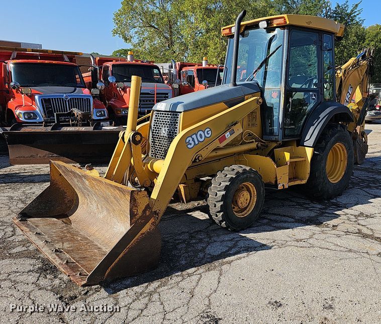 image for item DN8706 2005 John Deere 310G  backhoe