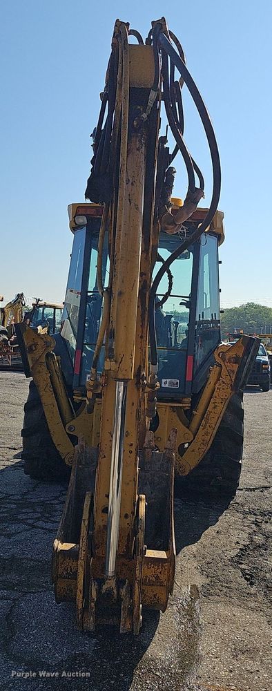image for item DN8706 2005 John Deere 310G  backhoe