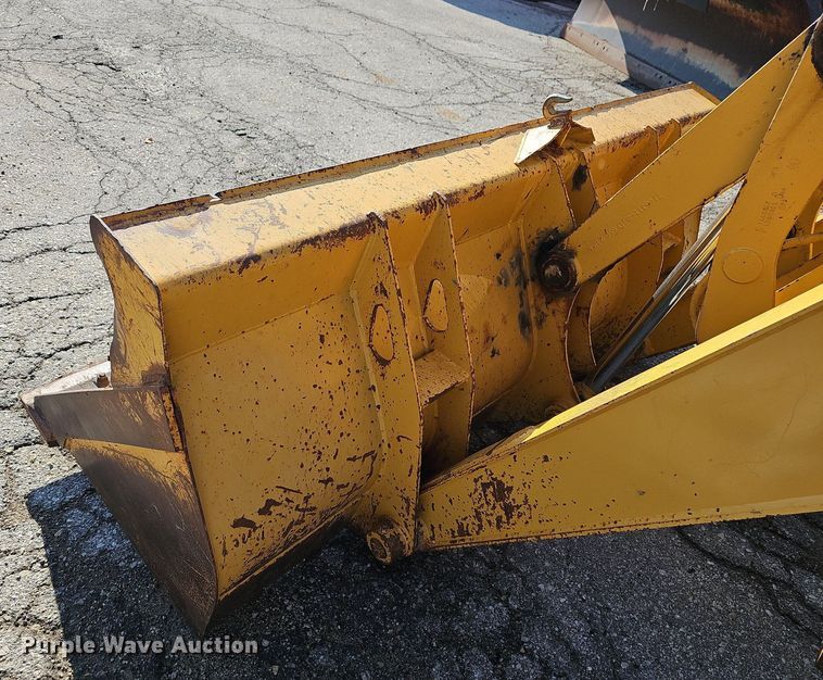 image for item DN8706 2005 John Deere 310G  backhoe