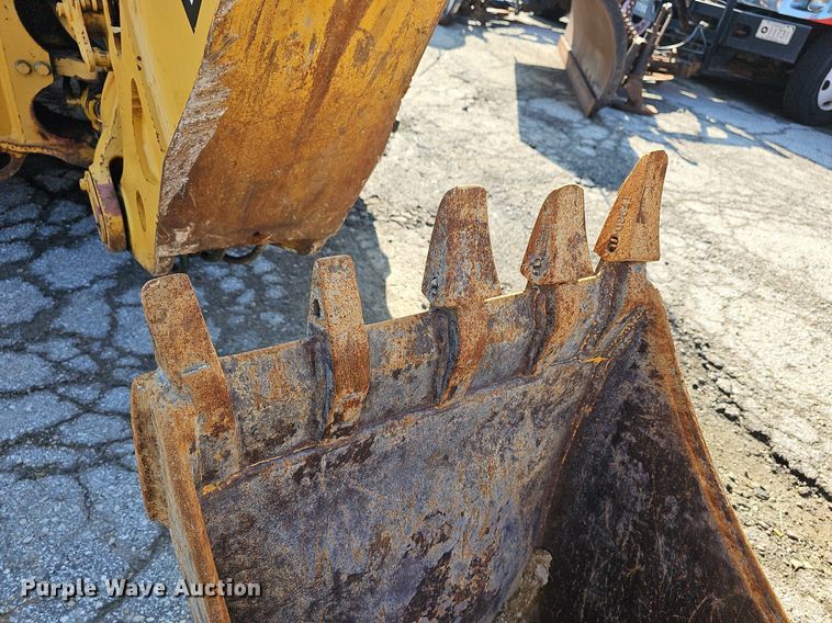 image for item DN8706 2005 John Deere 310G  backhoe