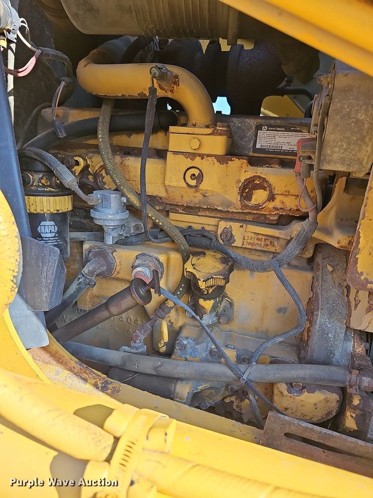 image for item DN8706 2005 John Deere 310G  backhoe