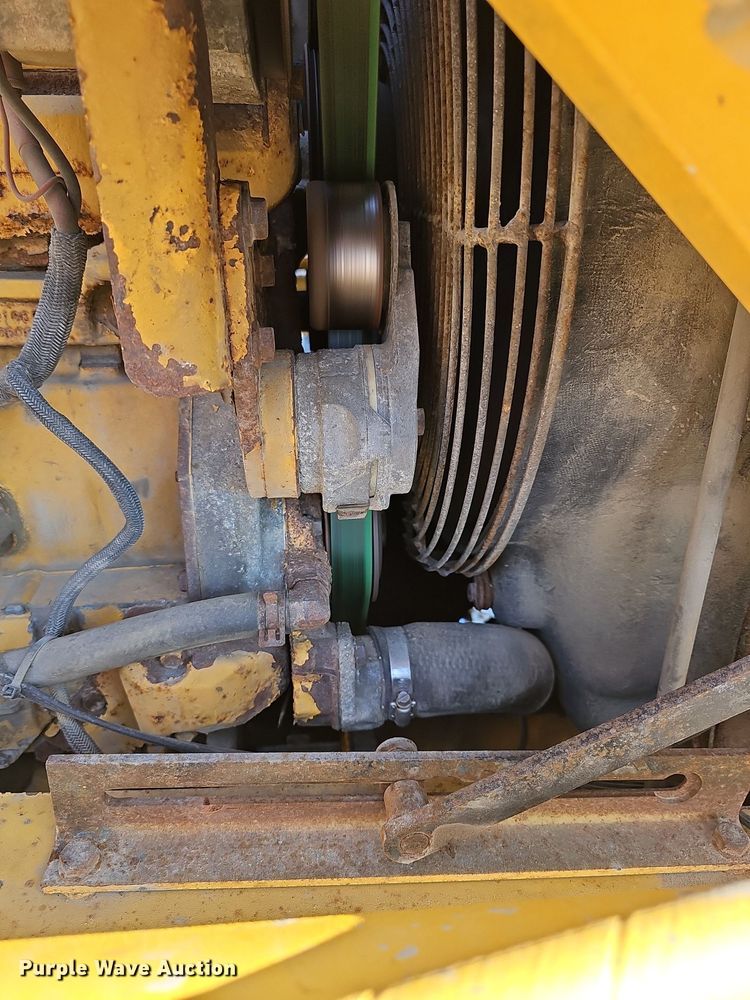 image for item DN8706 2005 John Deere 310G  backhoe