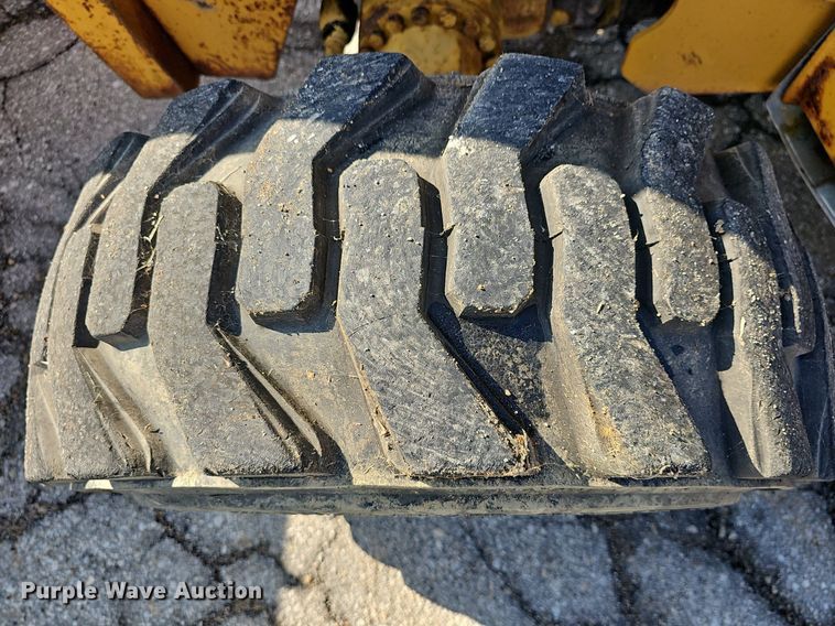 image for item DN8706 2005 John Deere 310G  backhoe