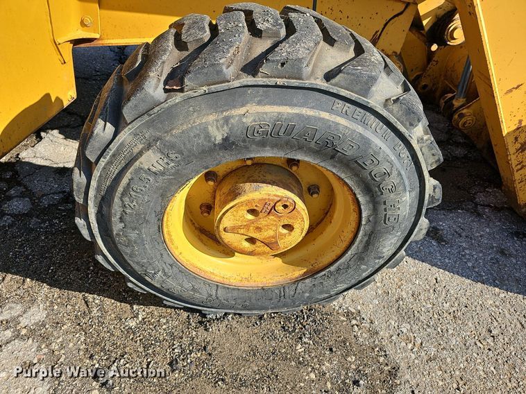 image for item DN8706 2005 John Deere 310G  backhoe