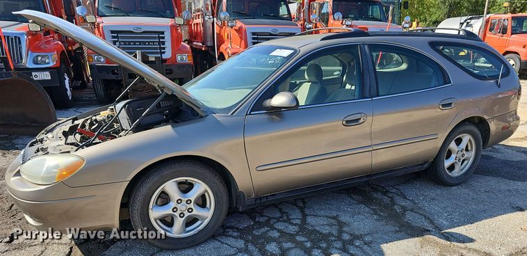 image for item DN8707 2003 Ford Taurus Wagon SE