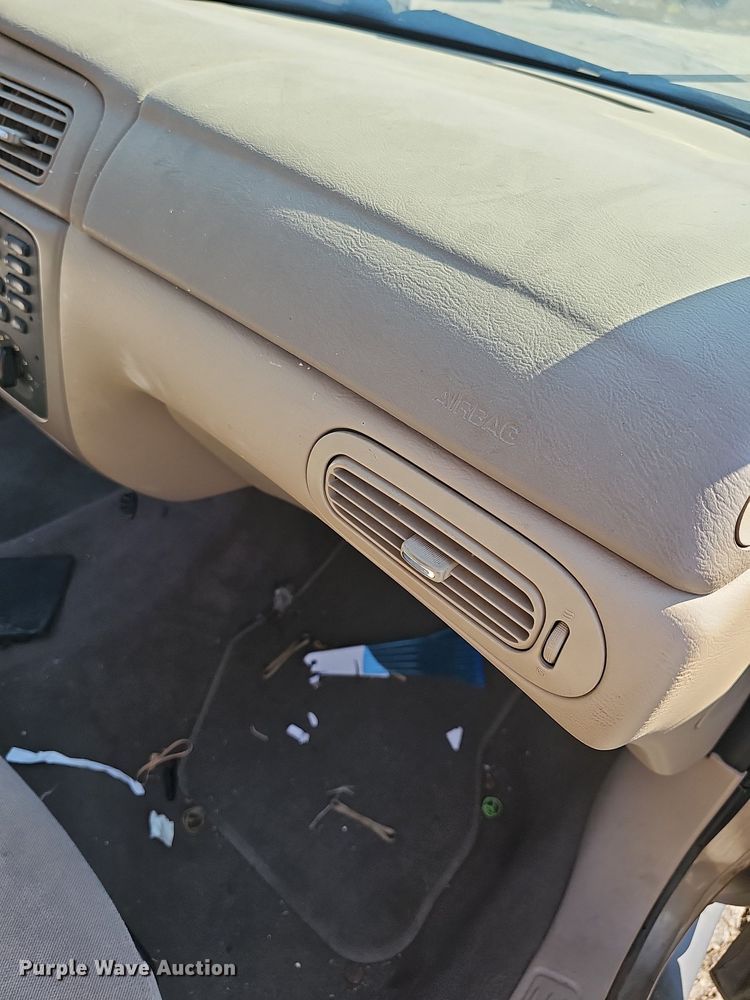 image for item DN8707 2003 Ford Taurus Wagon SE