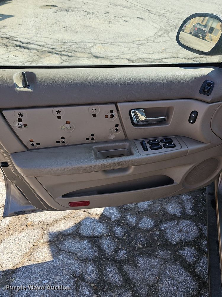 image for item DN8707 2003 Ford Taurus Wagon SE